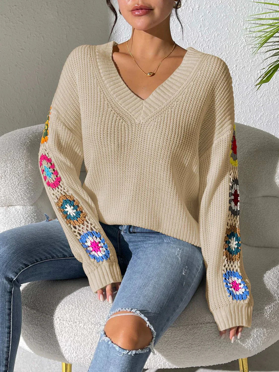 Bloemetjes dames sweater met V-hals – Elodie