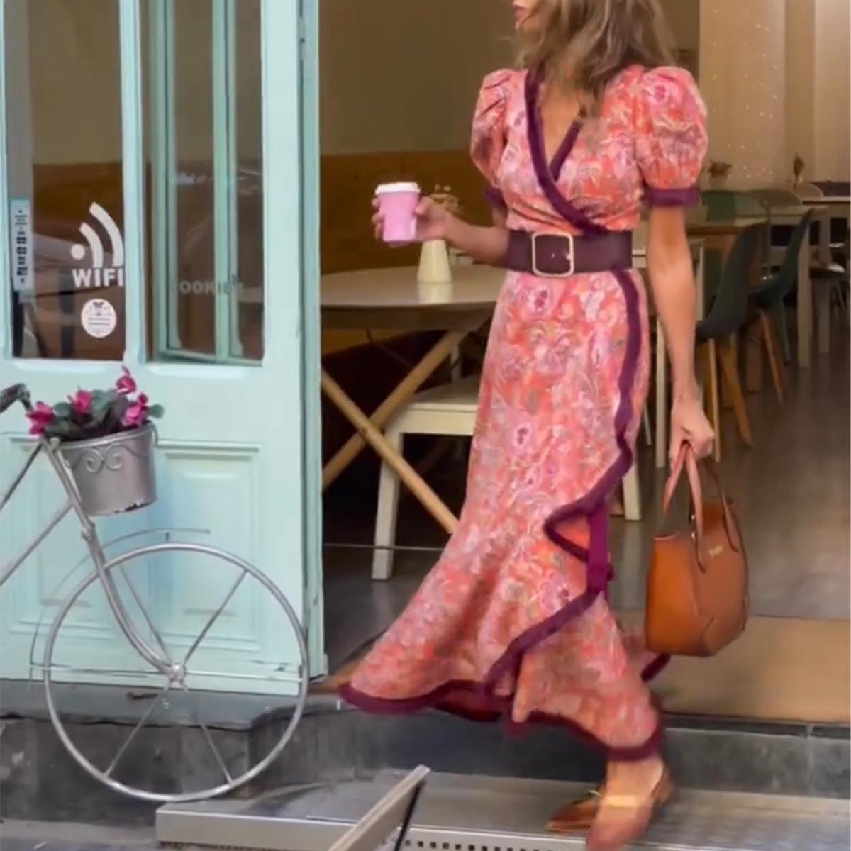 Elegante maxi-jurk met V-hals en A-lijn – Camilla