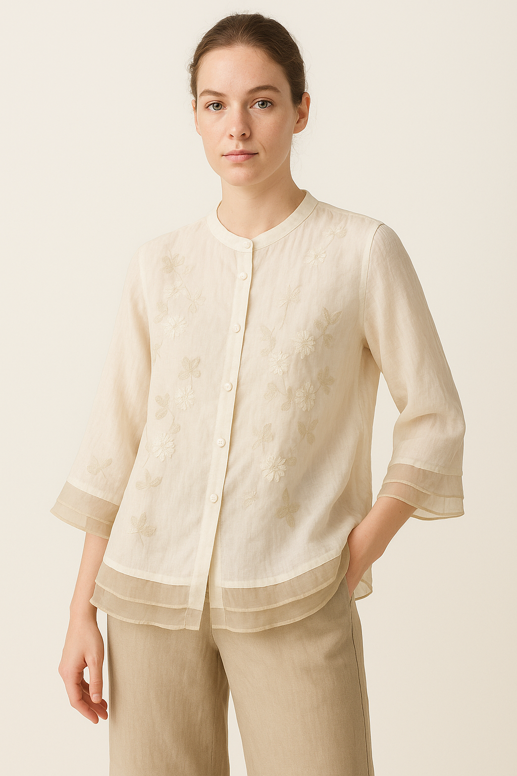 Luchtige Geborduurde Zomerblouse voor Dames – Laurienne