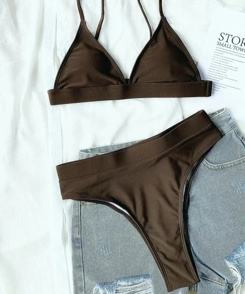Hoge Taille Bikiniset met Voorgevormde Cups en Tijdloos Design – Roselyn