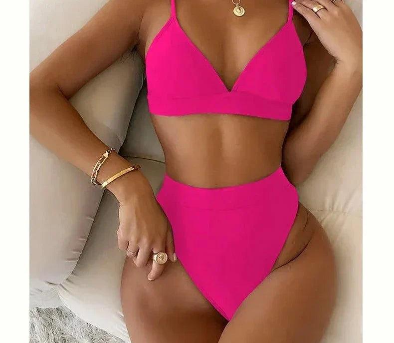 Hoge Taille Bikiniset met Voorgevormde Cups en Tijdloos Design – Roselyn