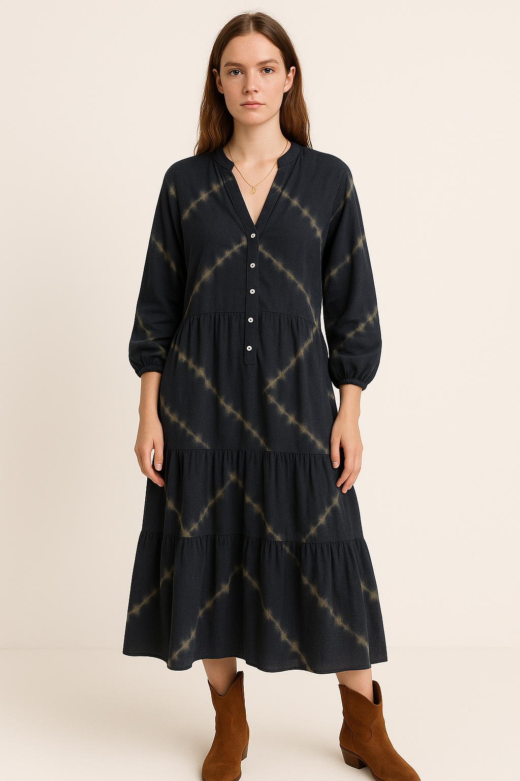 Maxi damesjurk met V-hals en bohemien streeppatroon – Evelina