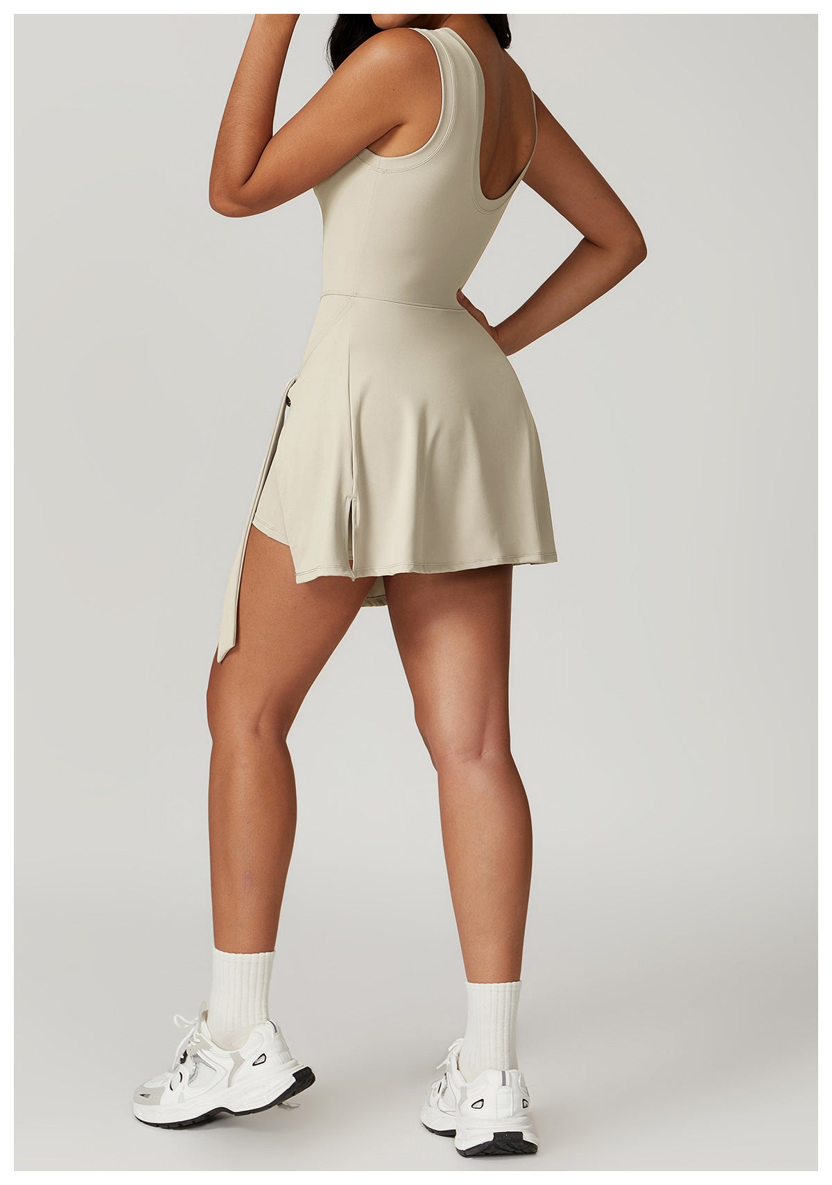 Sportieve Mini Jurk voor Dames met Ingebouwde Shorts – Liora