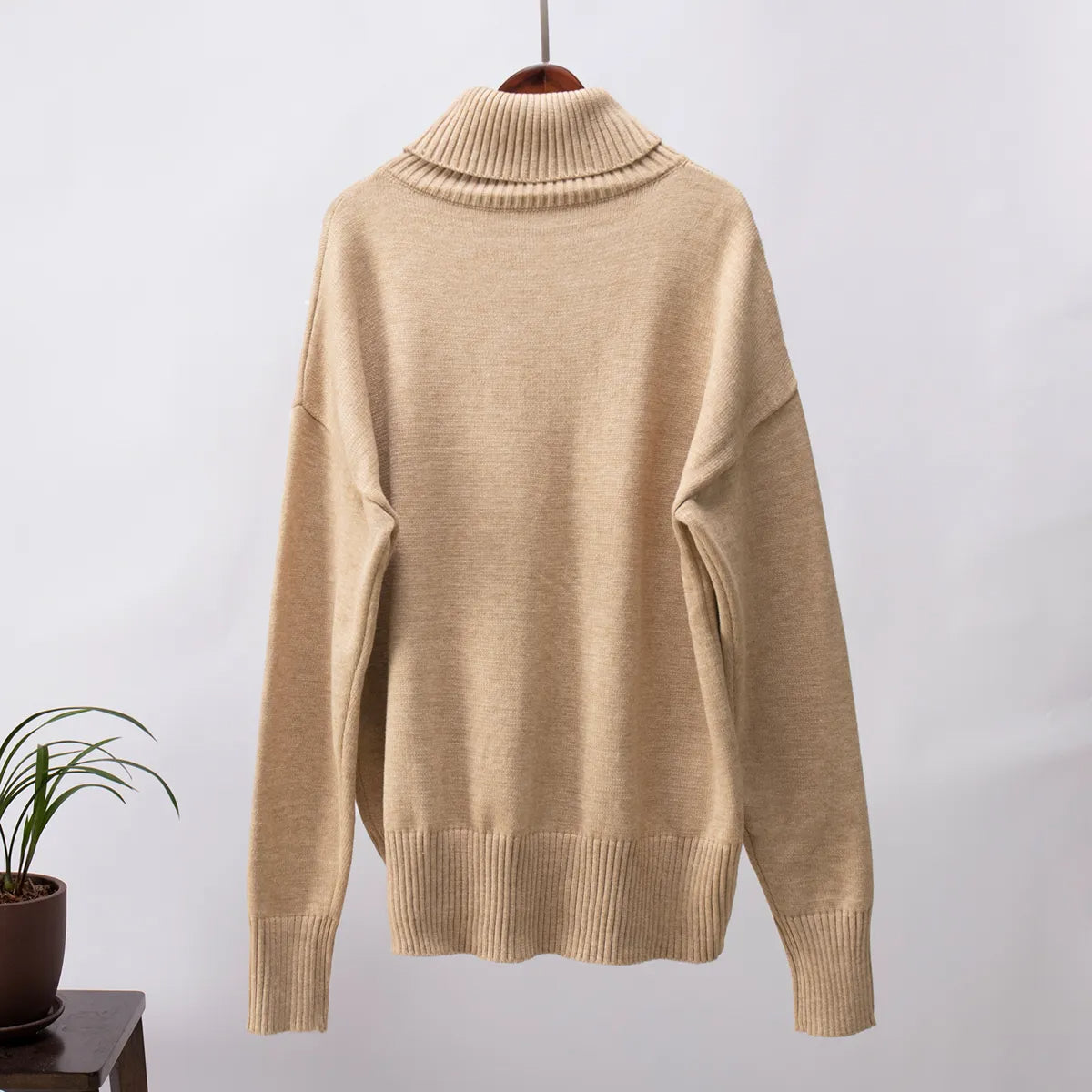 Warme wol coltrui met elegante pasvorm – Mila