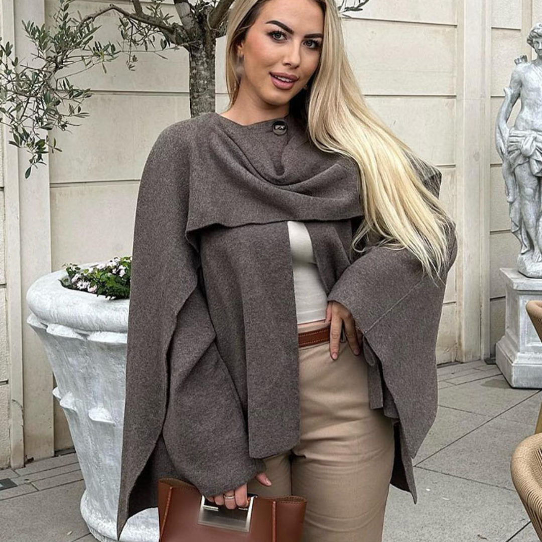 Elegante Capejas voor Dames met Asymmetrische Snit – Nora