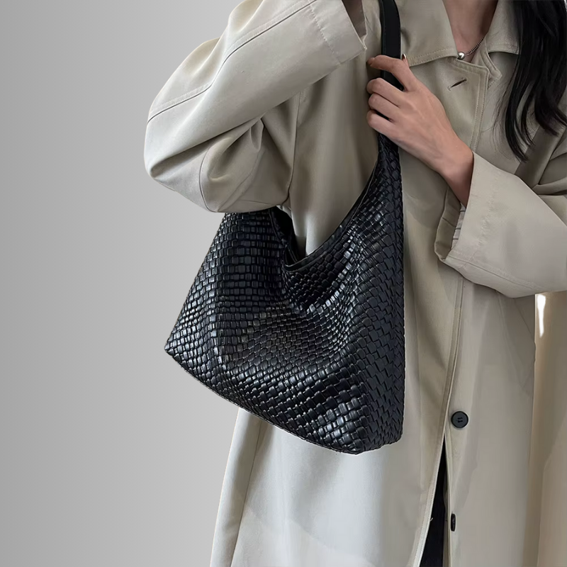 Gevlochten vegan tote bag met pouch voor dames – Alvaya