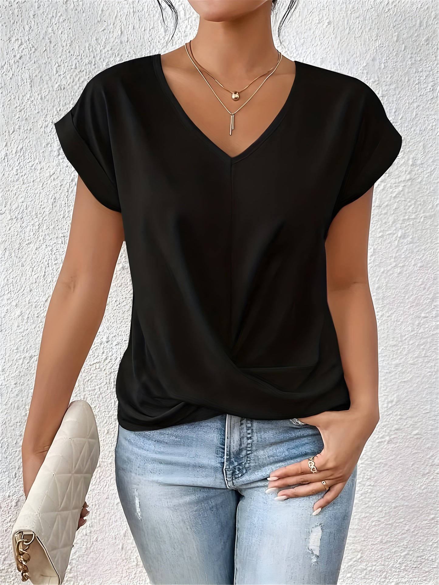 Elegant dames T-shirt met V-hals en relaxte pasvorm - Milana