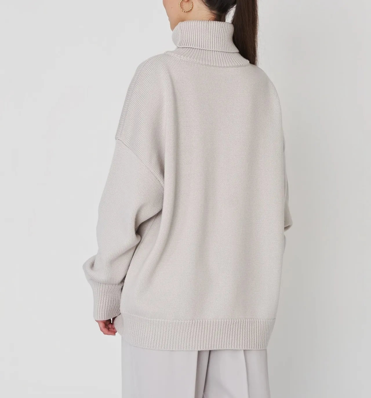 Warme wol coltrui met elegante pasvorm – Mila