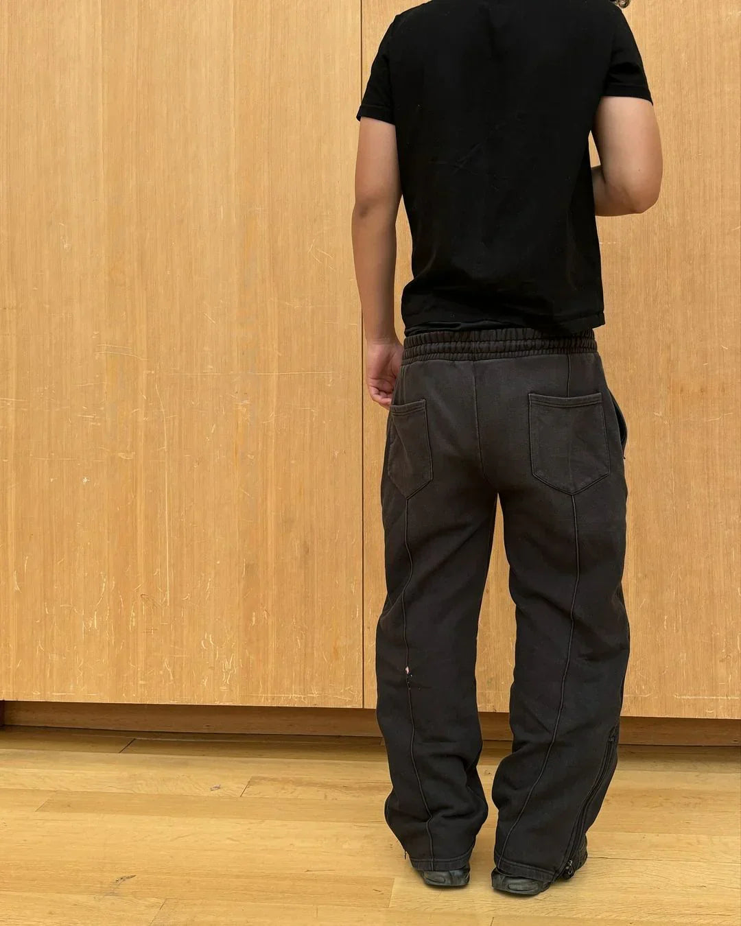 Stijlvolle joggingsbroek voor dagelijks comfort – Isa