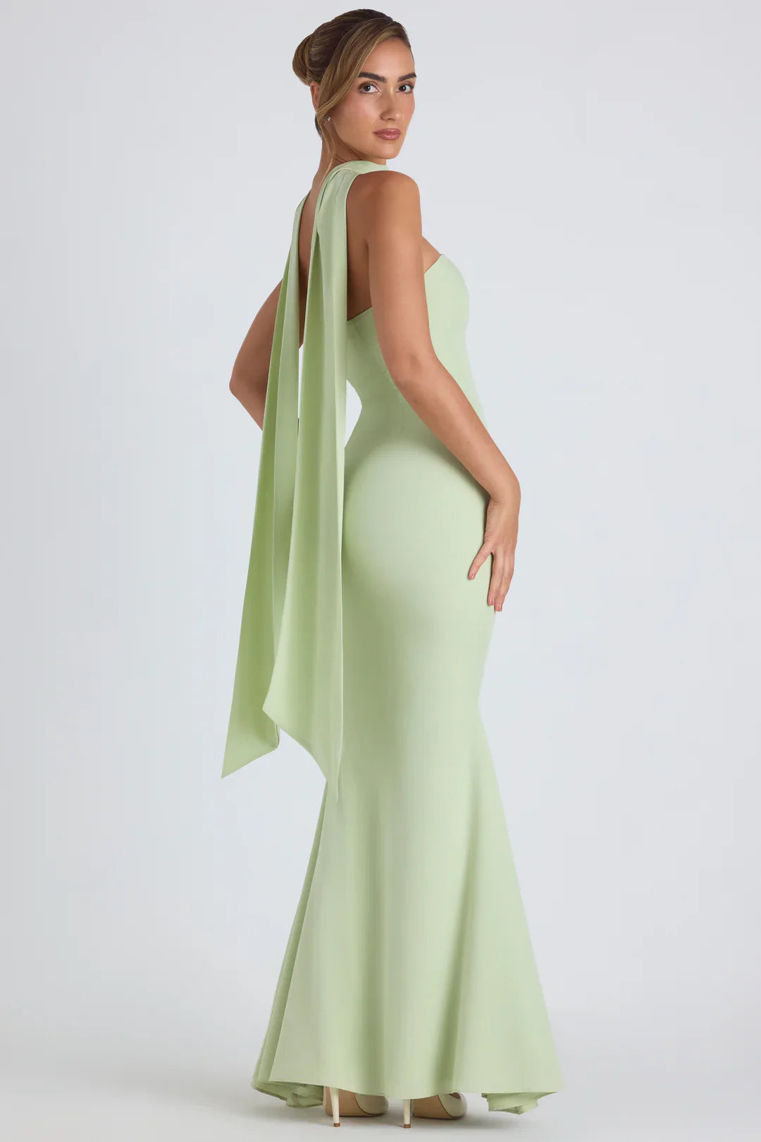 Bandeau avondjurk met sjaal en fishtail – Elina