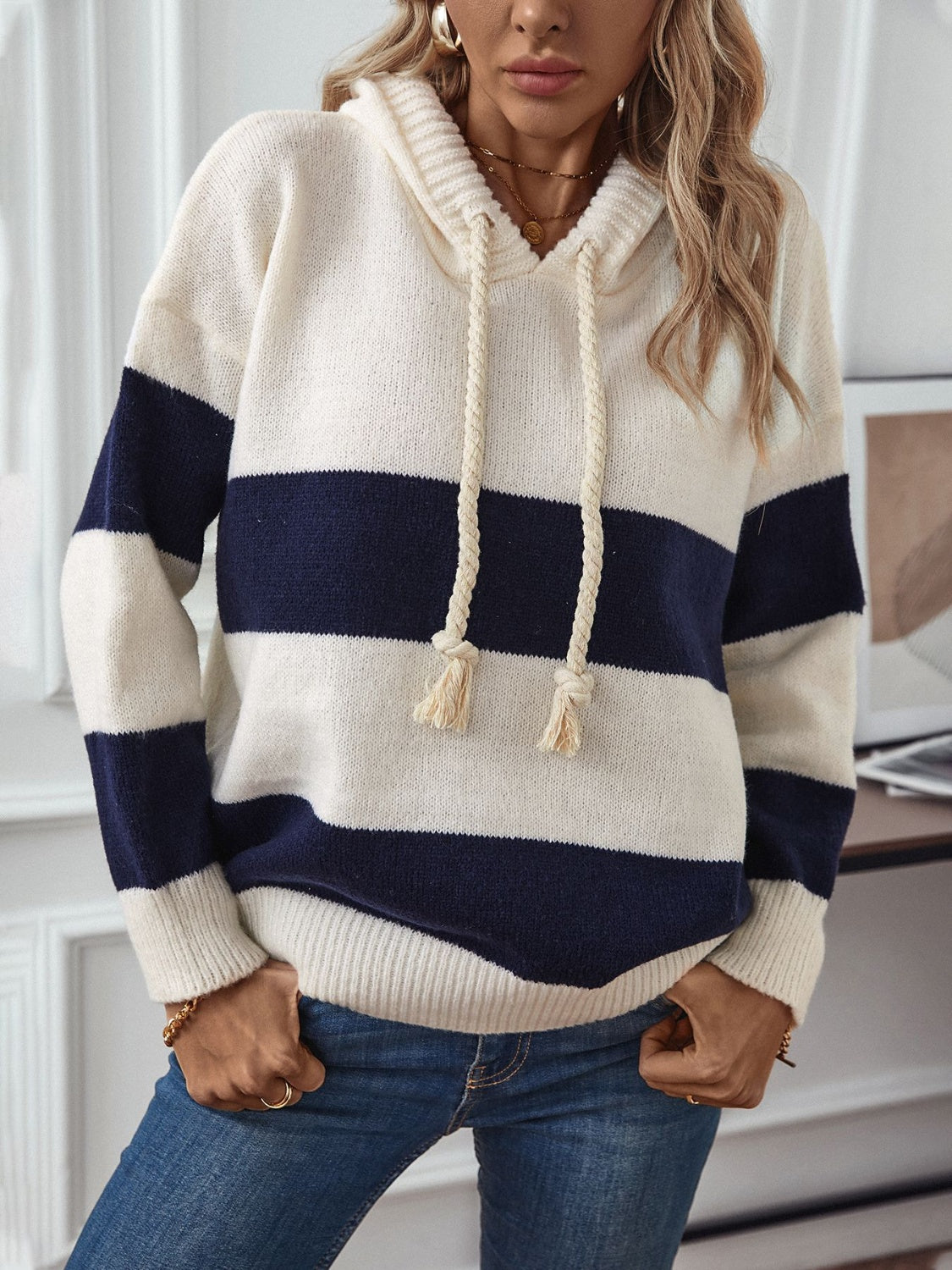 Casual hoodie met koord en comfortabele pasvorm – Julia