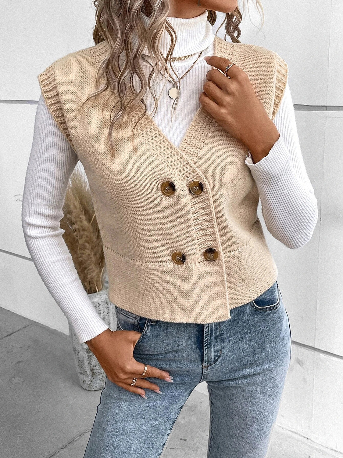 Stijlvolle V-hals cardigan met knopen – Emma