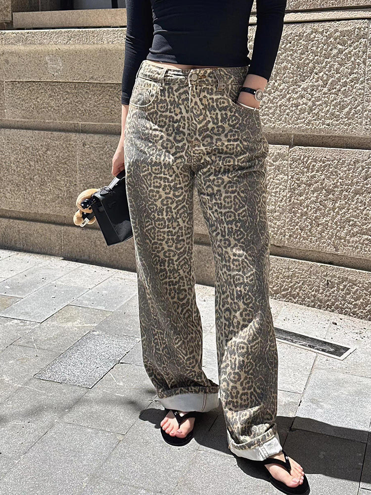 Trendy wijde jeans met luipaardprint voor dames – Selena