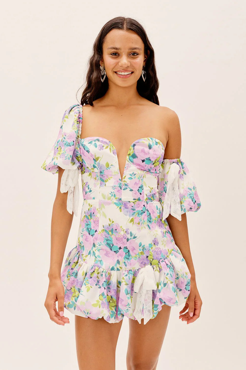 Bloemen mini jurk off shoulder met volant dames – Emilie