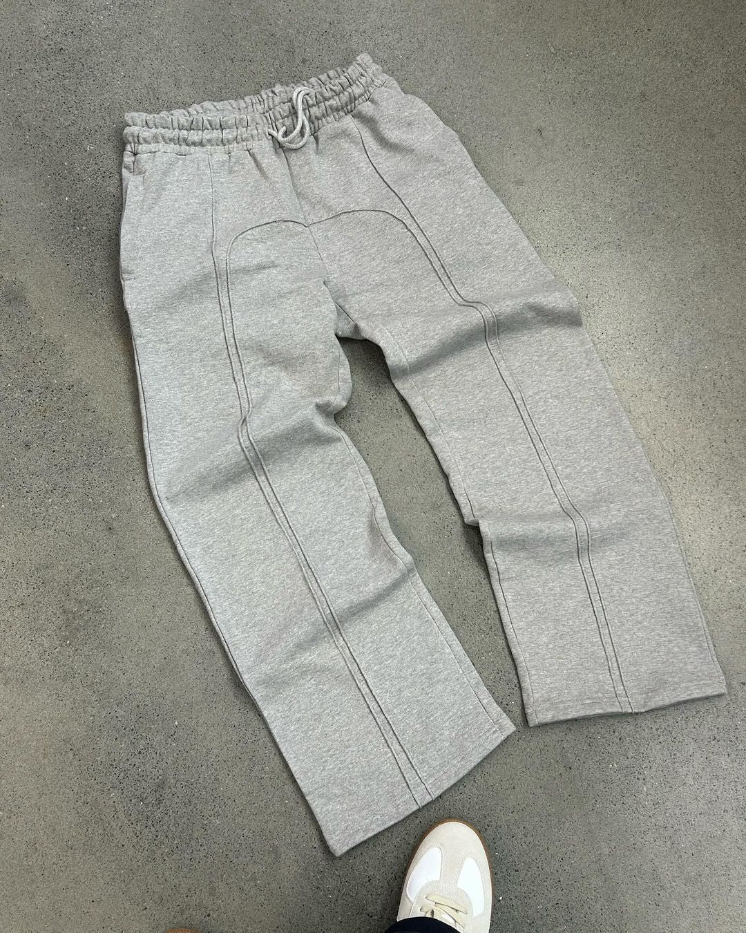 Stijlvolle joggingsbroek voor dagelijks comfort – Isa