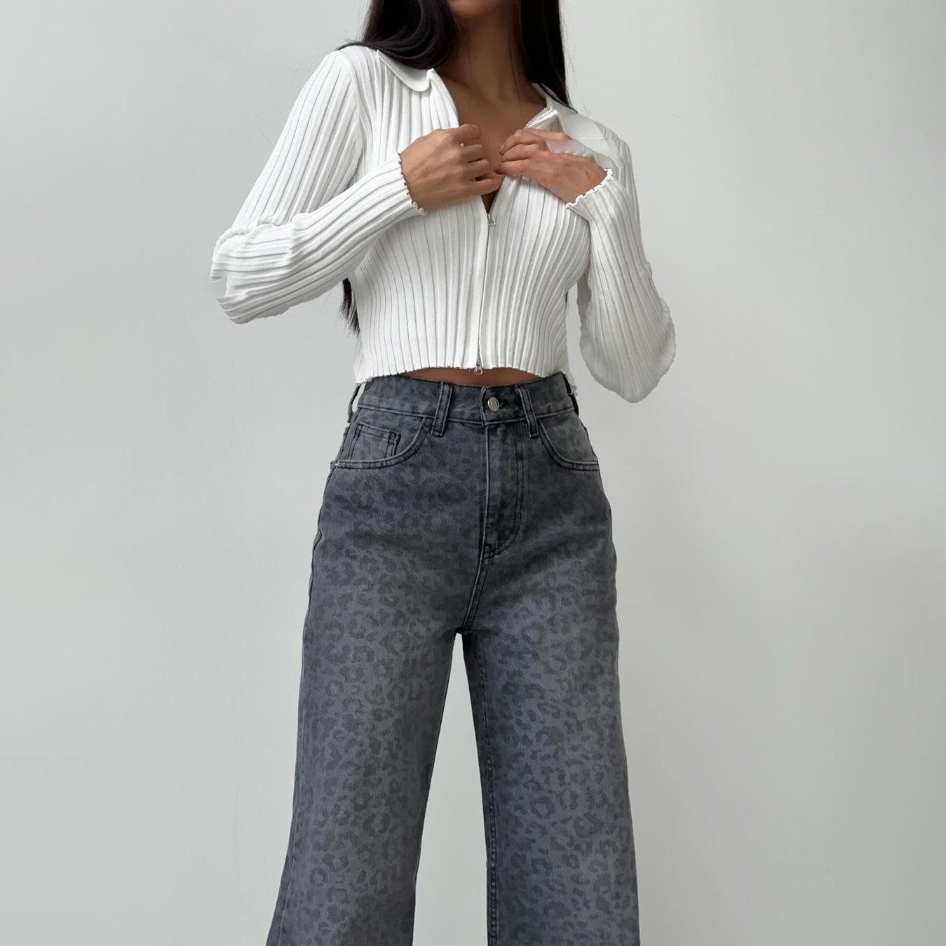 Trendy wijde pijpen jeans met leopardprint – Zoë