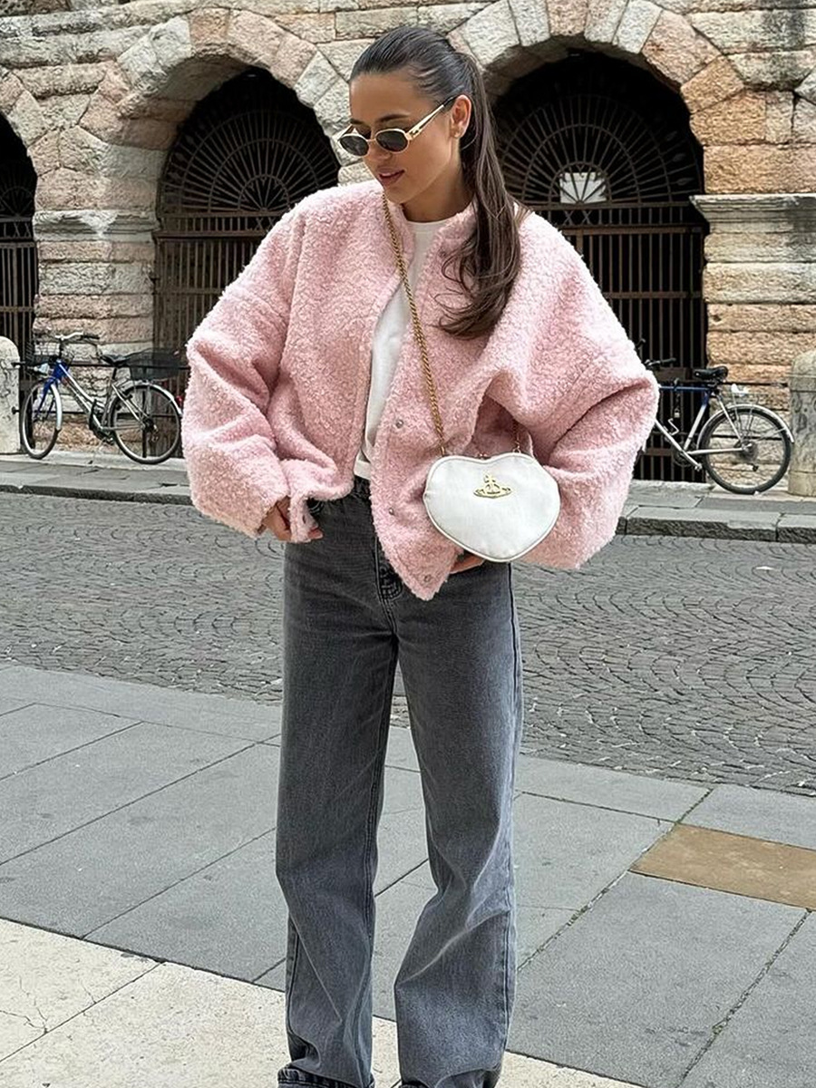 Fluffy roze nepleren jas voor dames – Milou