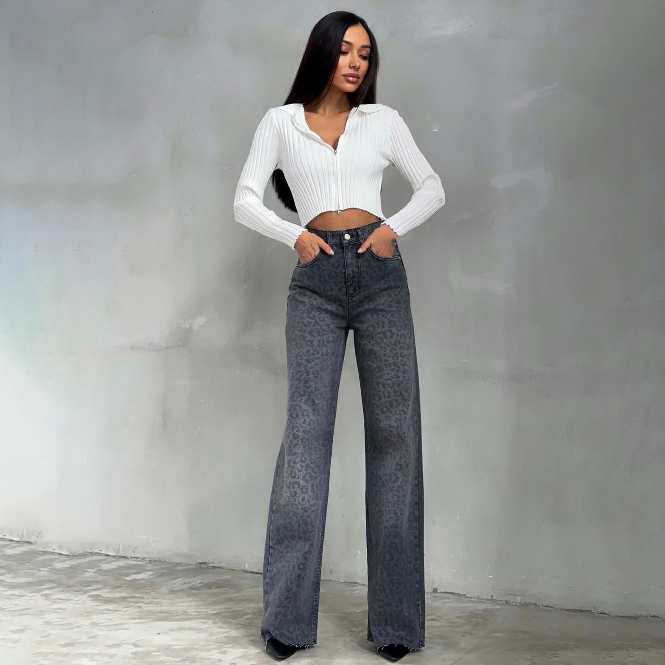 Trendy wijde pijpen jeans met leopardprint – Zoë
