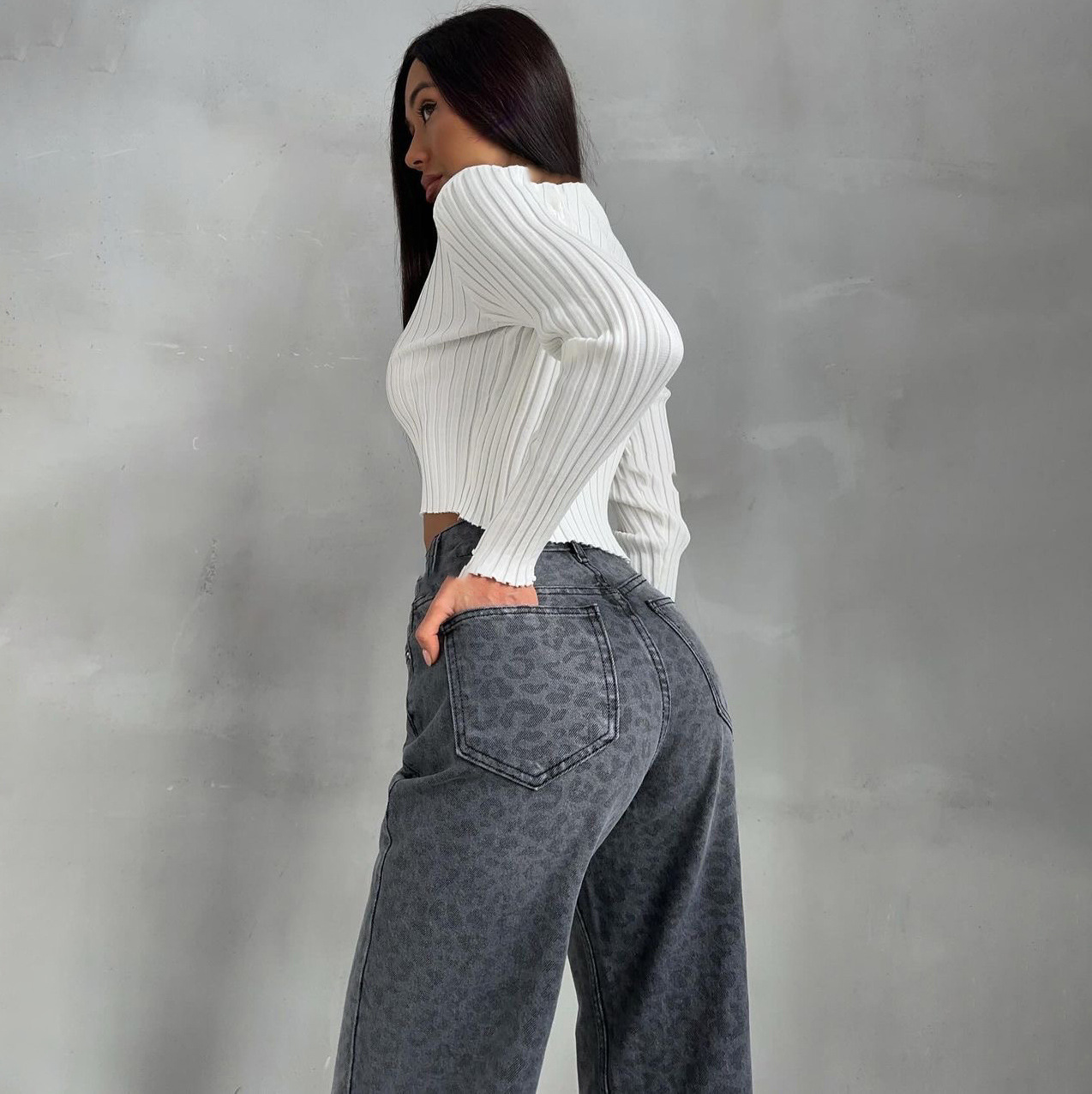 Trendy wijde pijpen jeans met leopardprint – Zoë