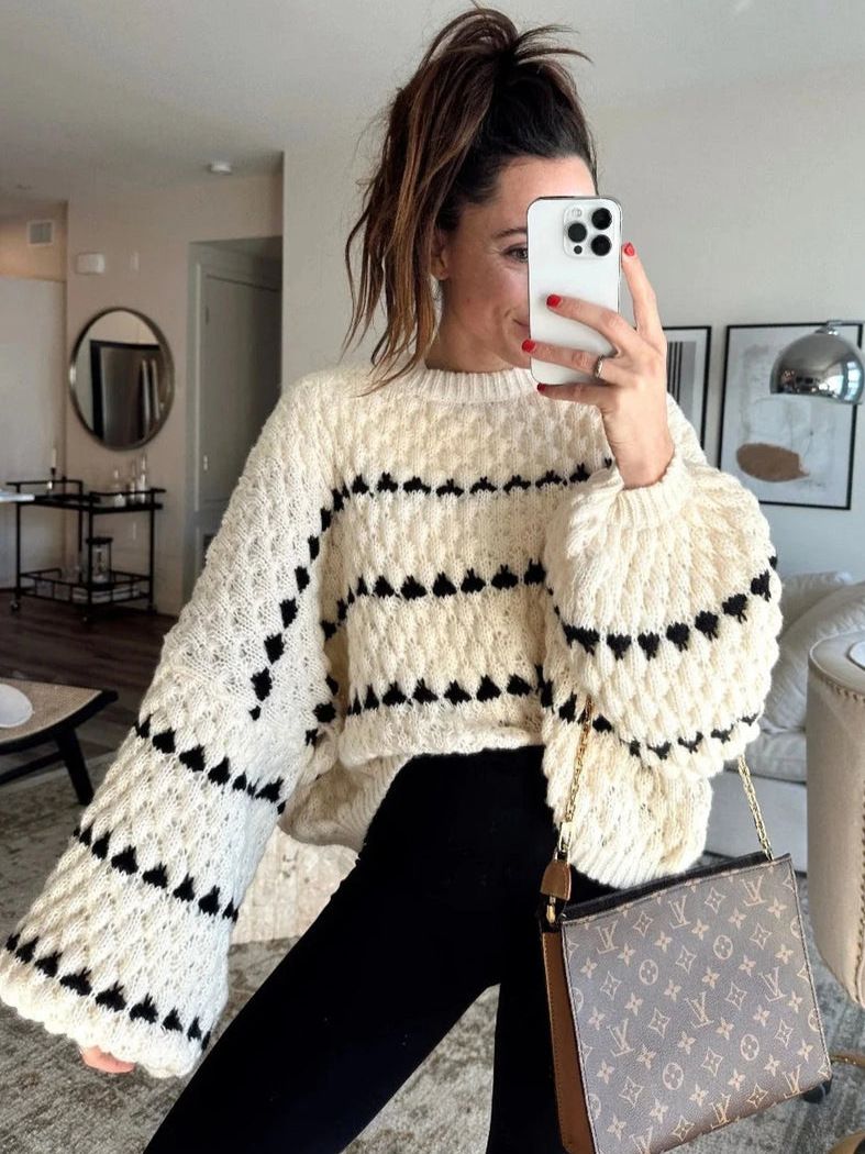 Chunky gebreide hart trui met contrast halslijn – Emma