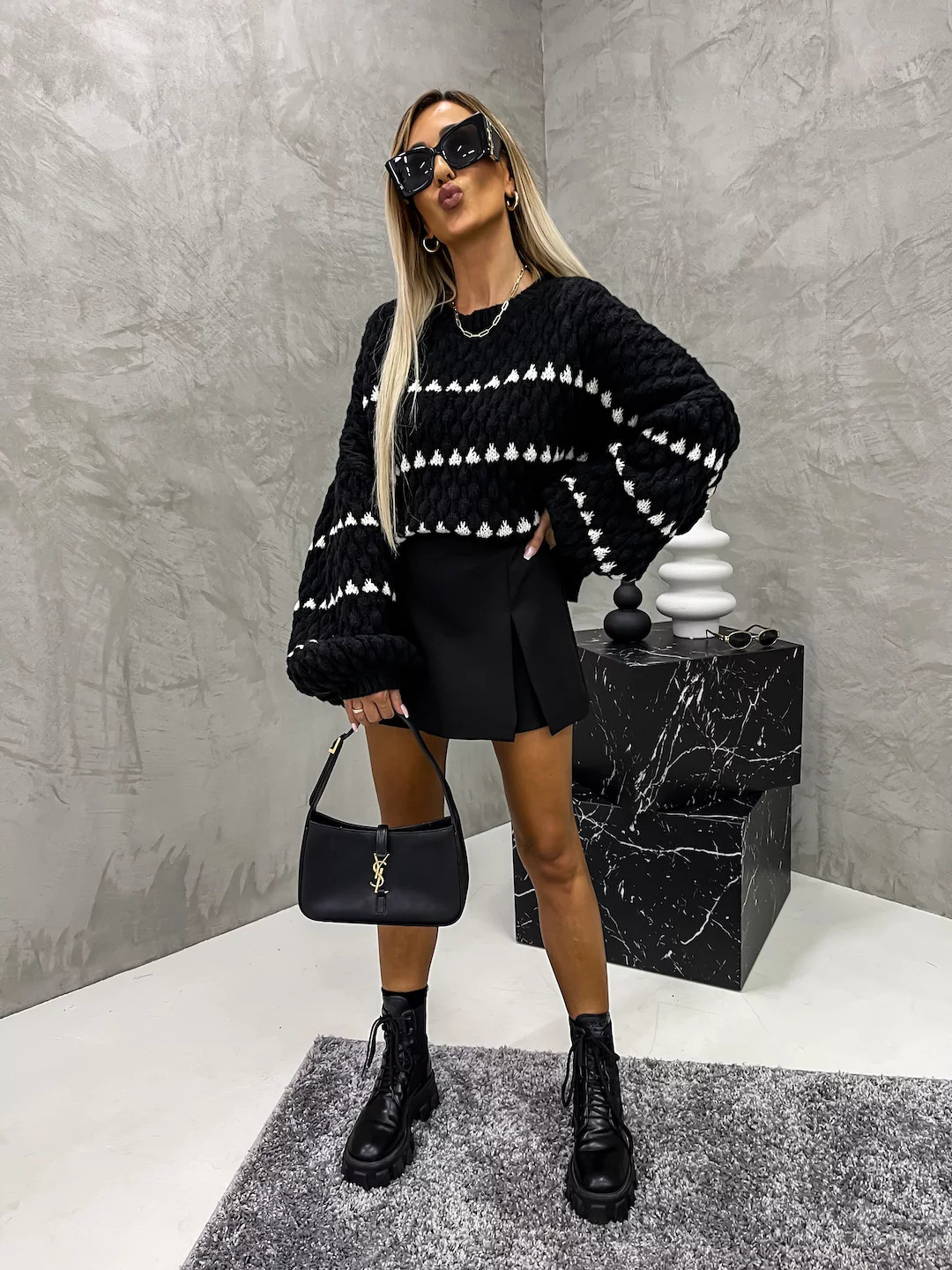 Chunky gebreide hart trui met contrast halslijn – Emma