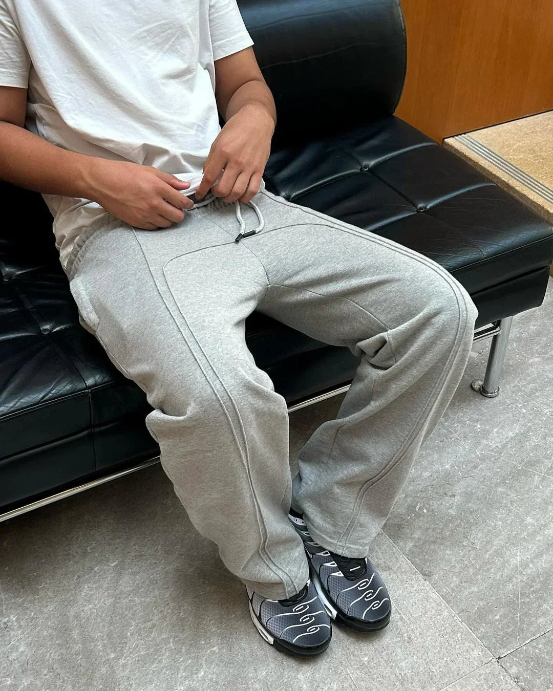 Stijlvolle joggingsbroek voor dagelijks comfort – Isa