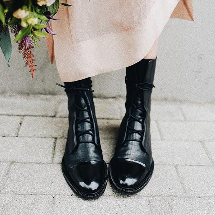 Hoge haklaarzen van premium leer voor dames – Sophie
