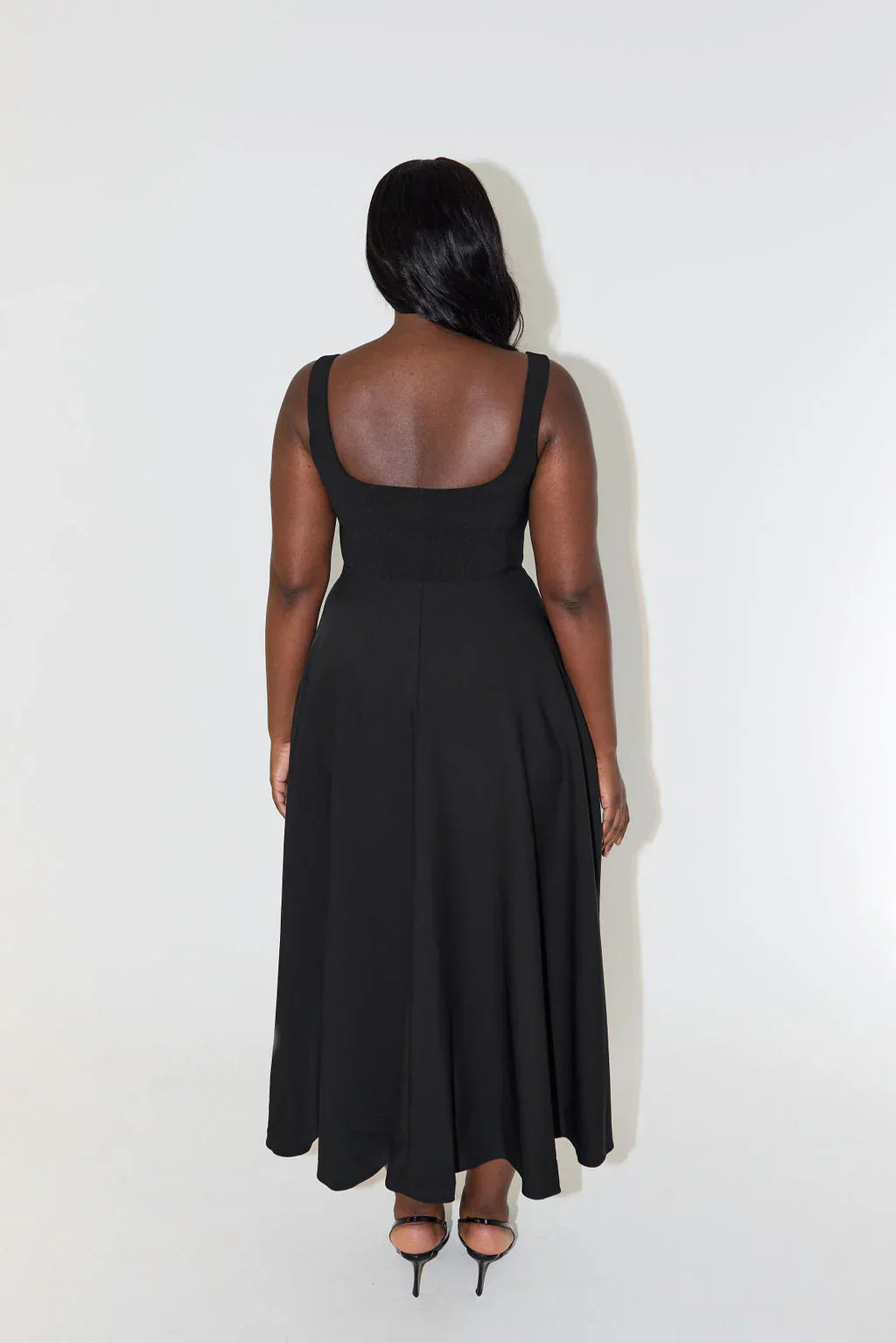 Zomerjurk Midi Relaxte Pasvorm Elegante Look – Sorine