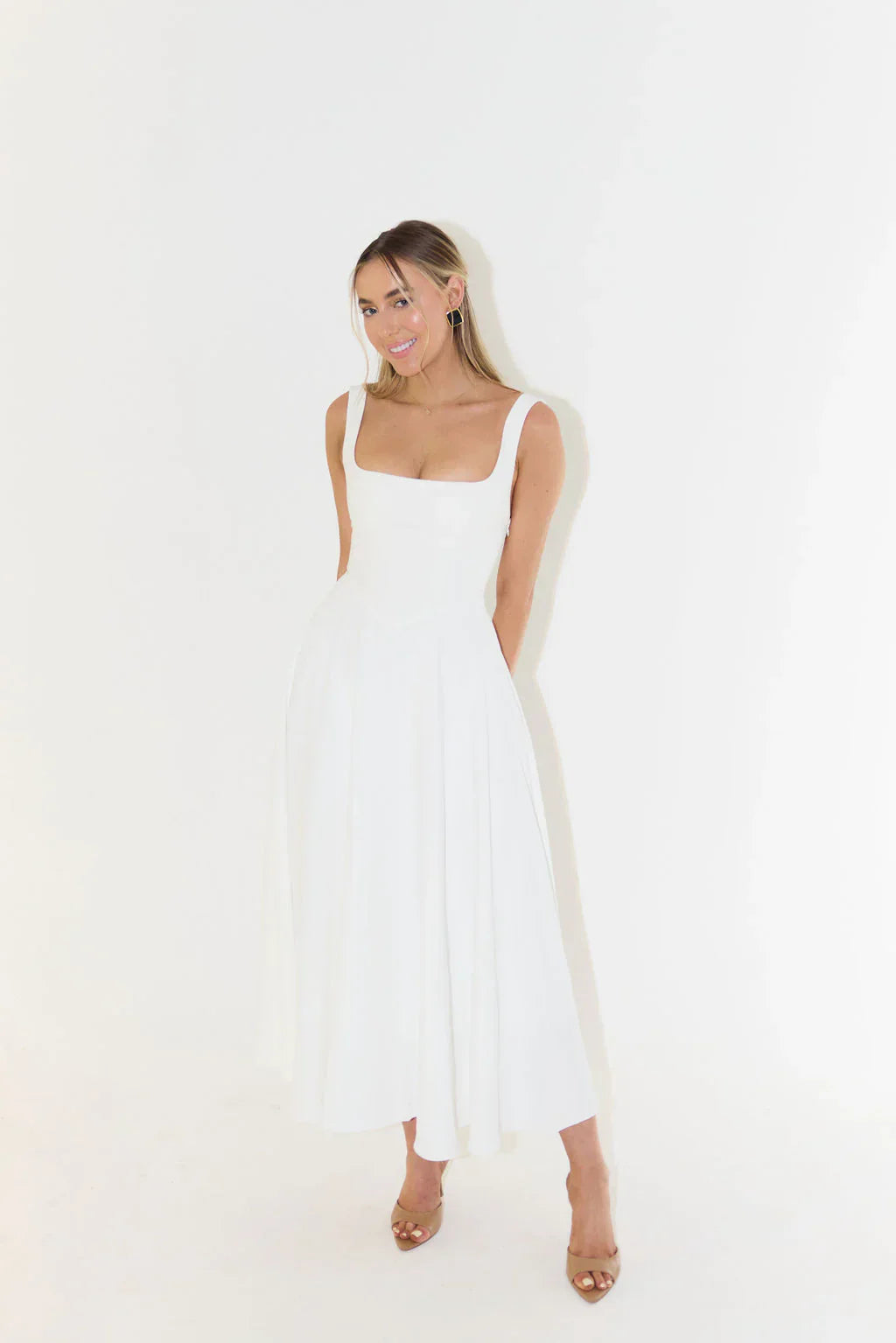 Zomerjurk Midi Relaxte Pasvorm Elegante Look – Sorine