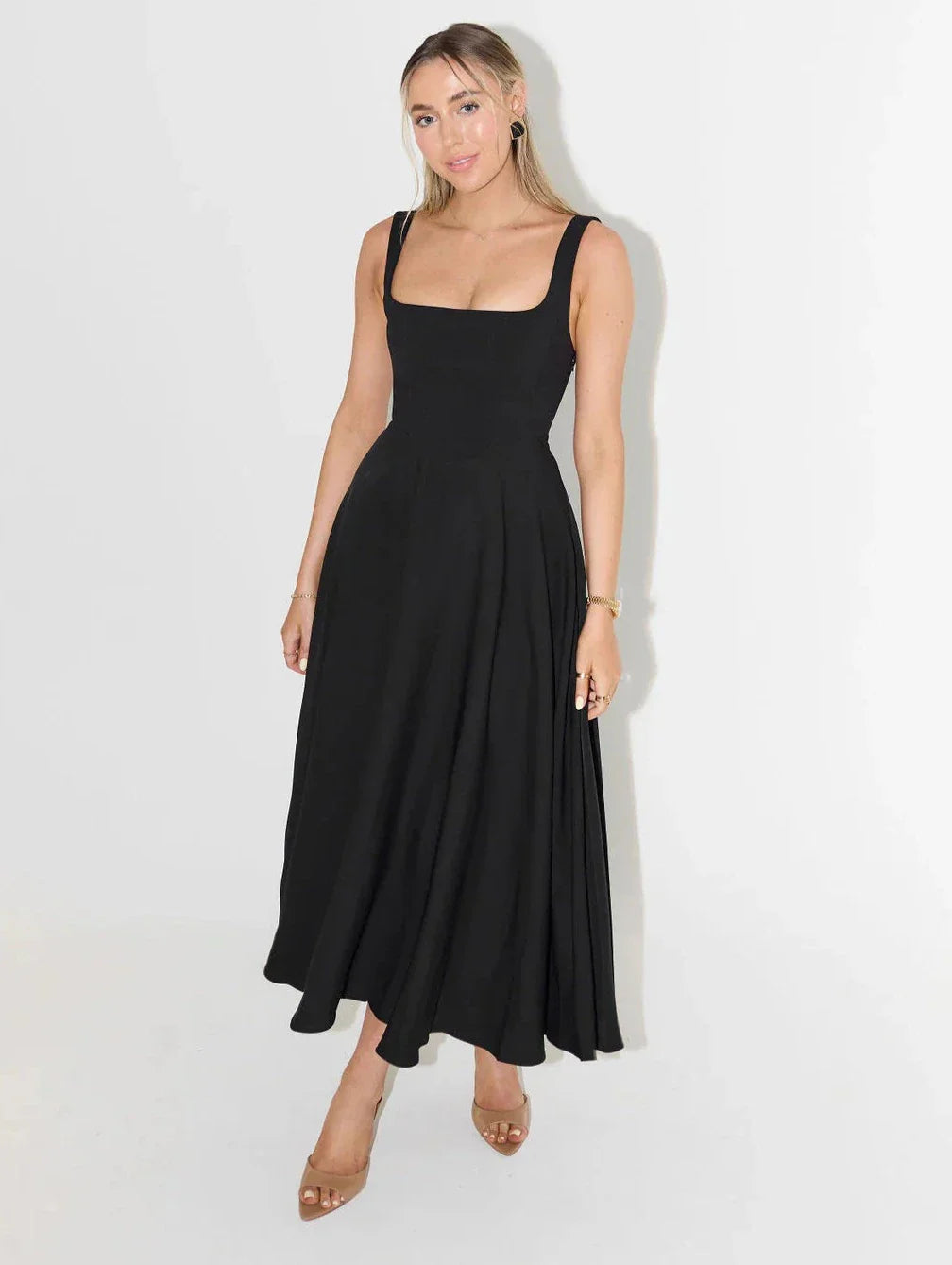Zomerjurk Midi Relaxte Pasvorm Elegante Look – Sorine