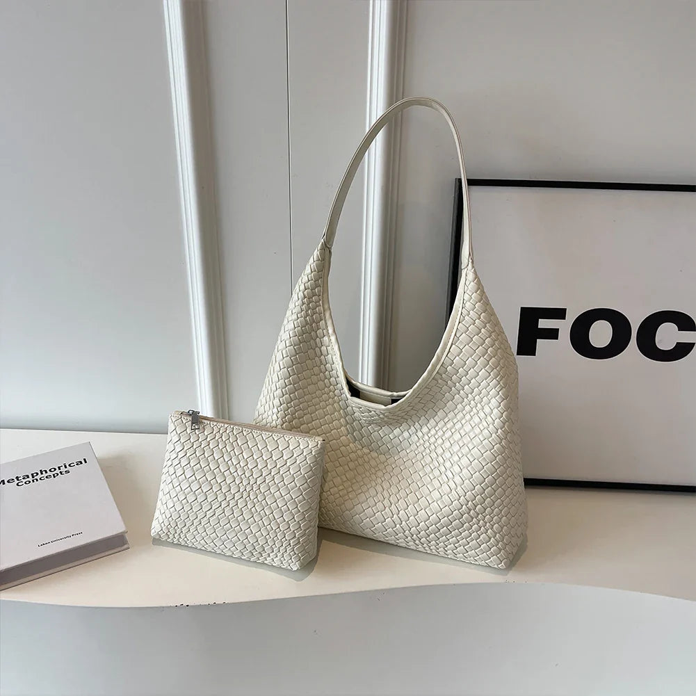 Gevlochten vegan tote bag met pouch voor dames – Alvaya
