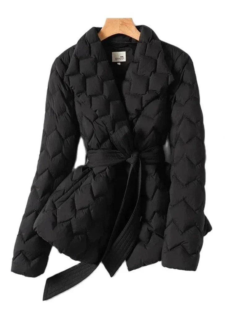 Gewatteerde Winterjas met Riem voor Elegantie en Warmte – Emma