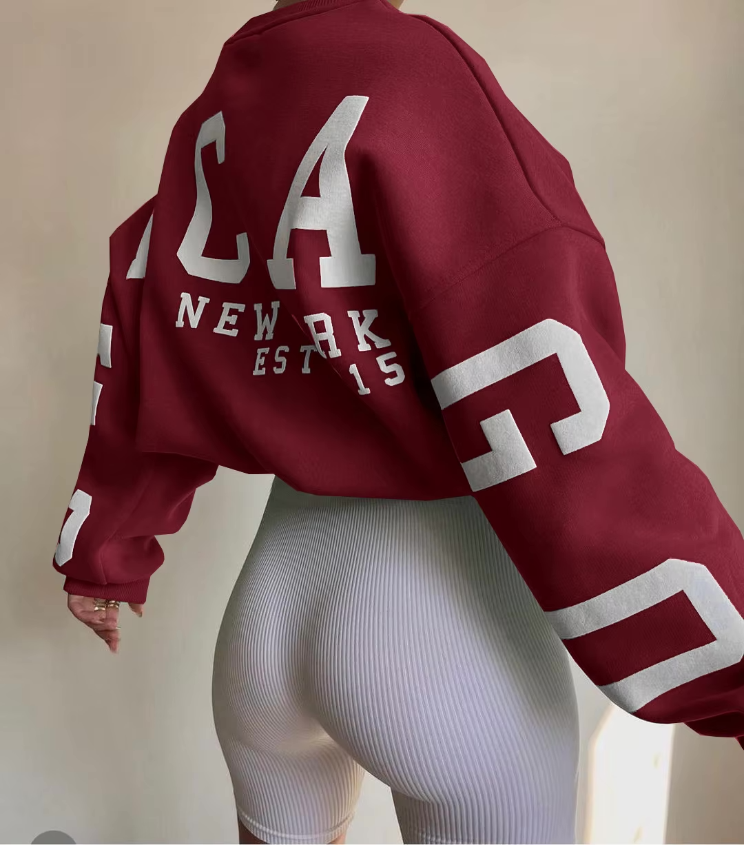 Oversized sweatshirt met varsity details en zachte stof – Maelyn