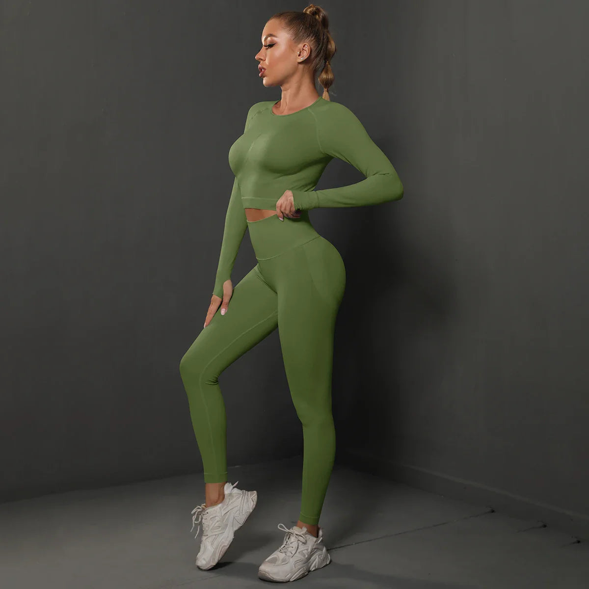 Naadloos Sportset voor Dames met Crop Top en Legging – Revina
