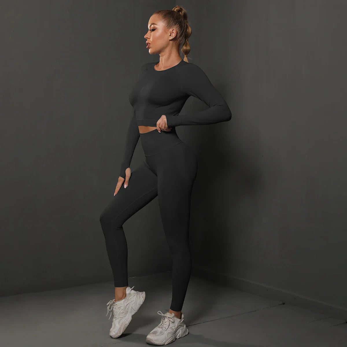 Naadloos Sportset voor Dames met Crop Top en Legging – Revina