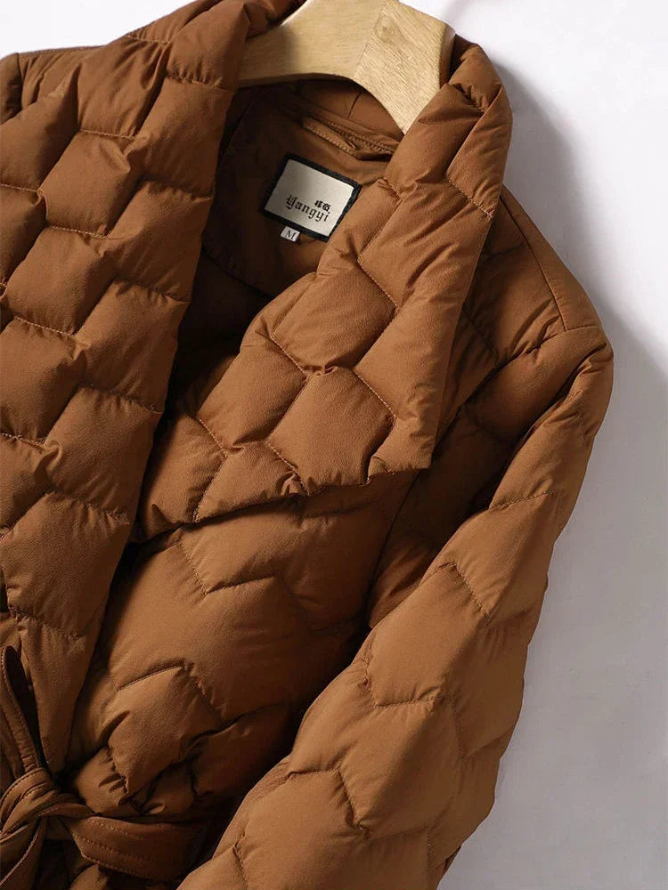 Gewatteerde Winterjas met Riem voor Elegantie en Warmte – Emma
