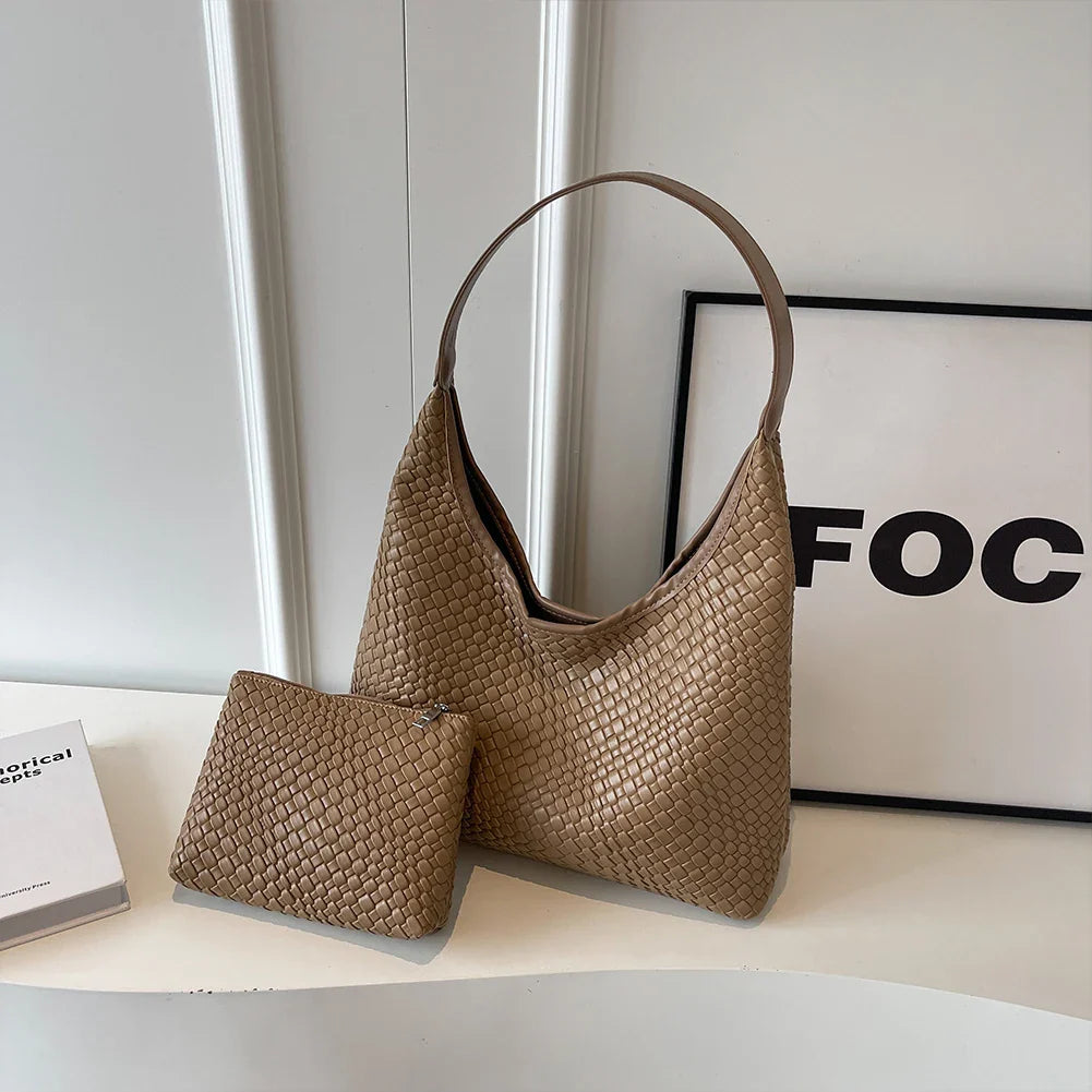 Gevlochten vegan tote bag met pouch voor dames – Alvaya