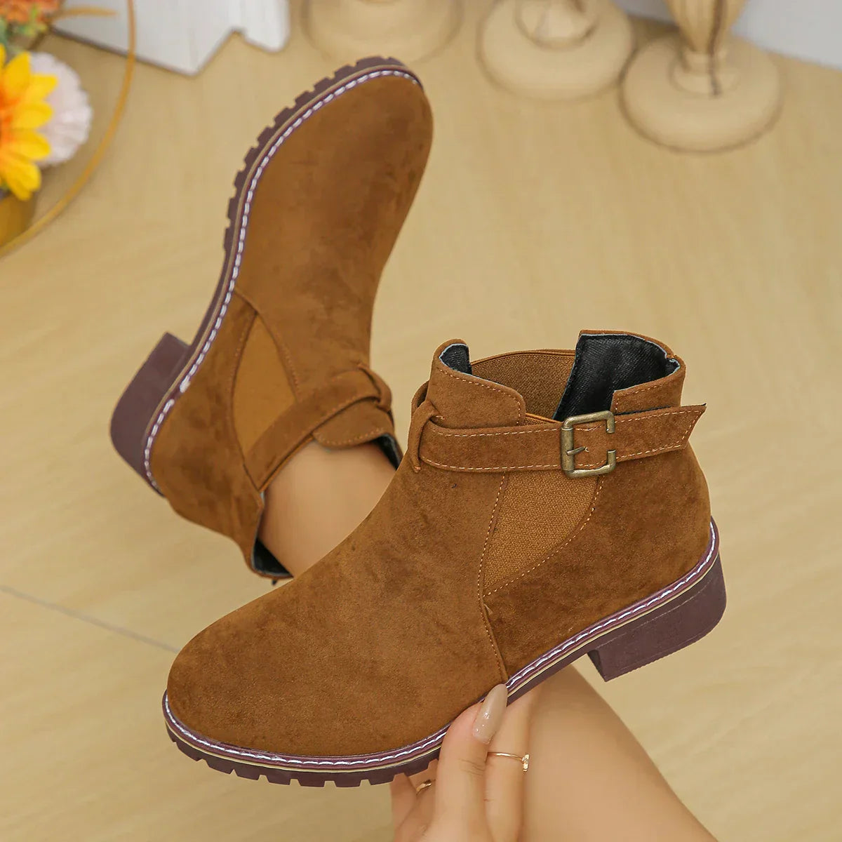 Casual dames enkellaarsjes met hak en elegant design – Sofia