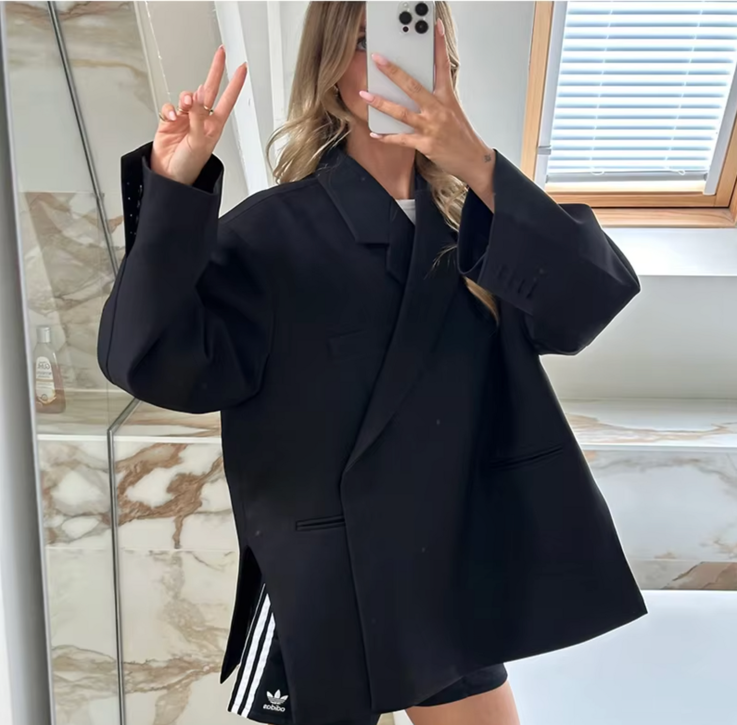 Oversized damesblazer met tijdloos design en comfort – Liora