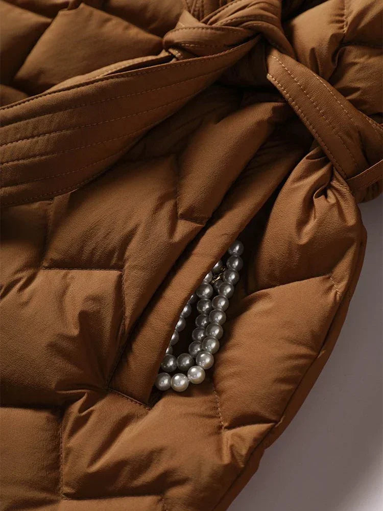 Gewatteerde Winterjas met Riem voor Elegantie en Warmte – Emma