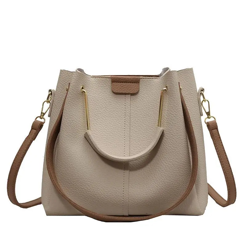 Elegante vegan tote bag met gouden details – Marelia