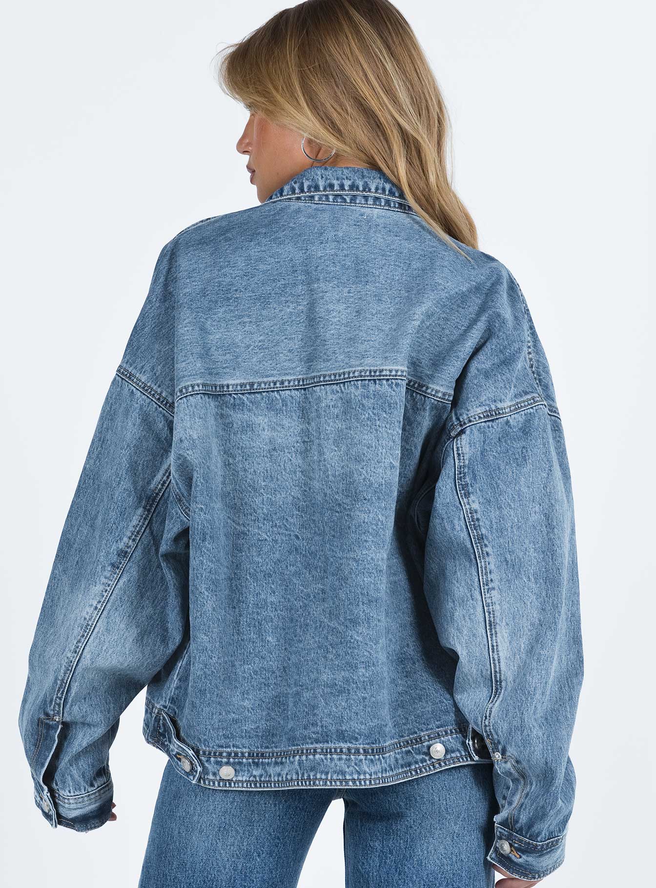 Oversized Spijkerjasje voor Dames in Vintage Denim – Faylen