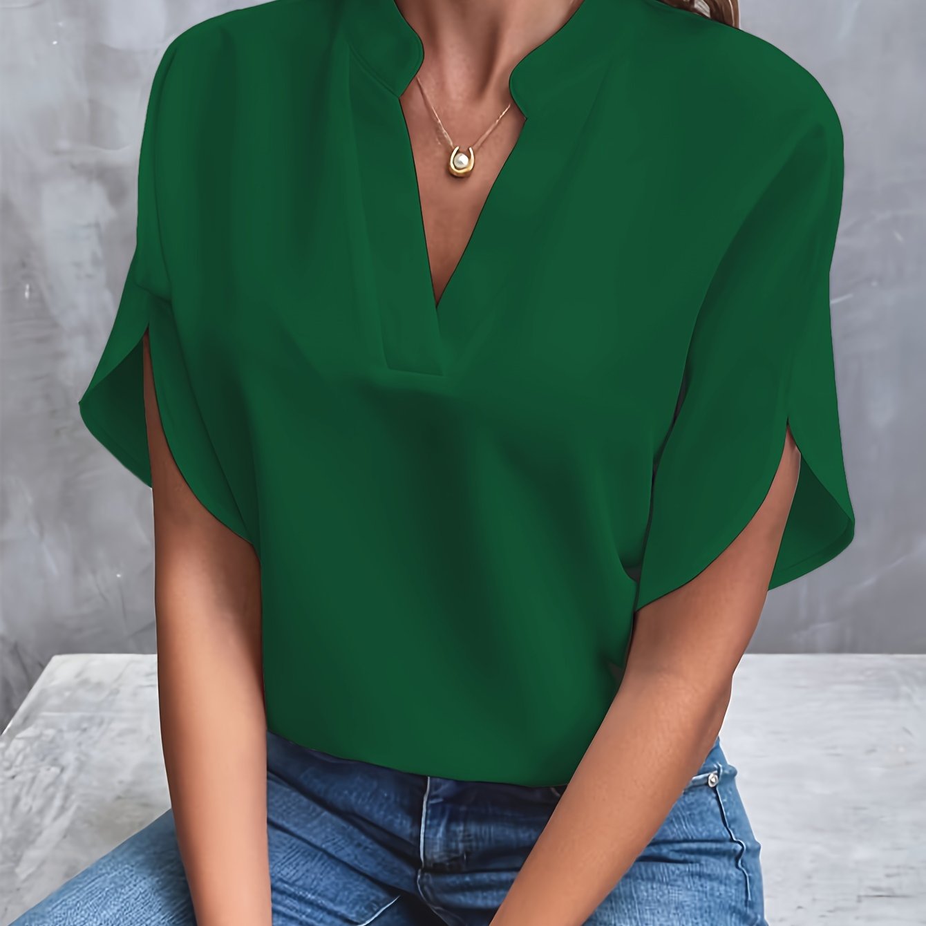 Chiffon Blouse met V-hals en Lange Mouwen – Lisa