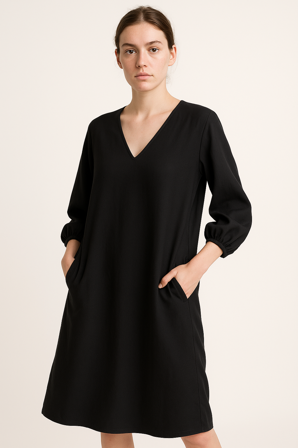 Boho bloemenjurk met wikkelsnit en luchtige pasvorm – Swanhilde