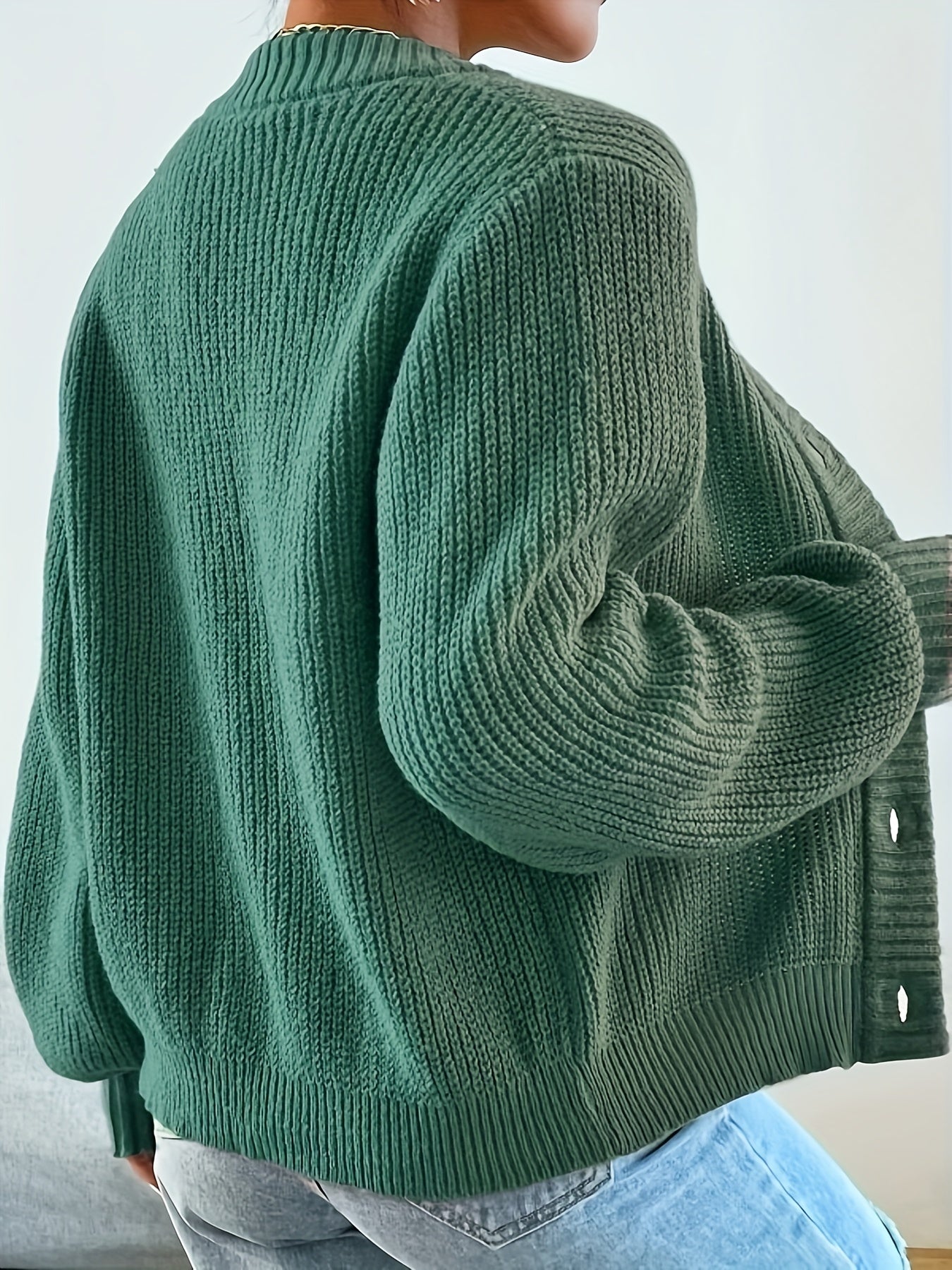 Stijlvol vest met knopen en V-hals – Olivia
