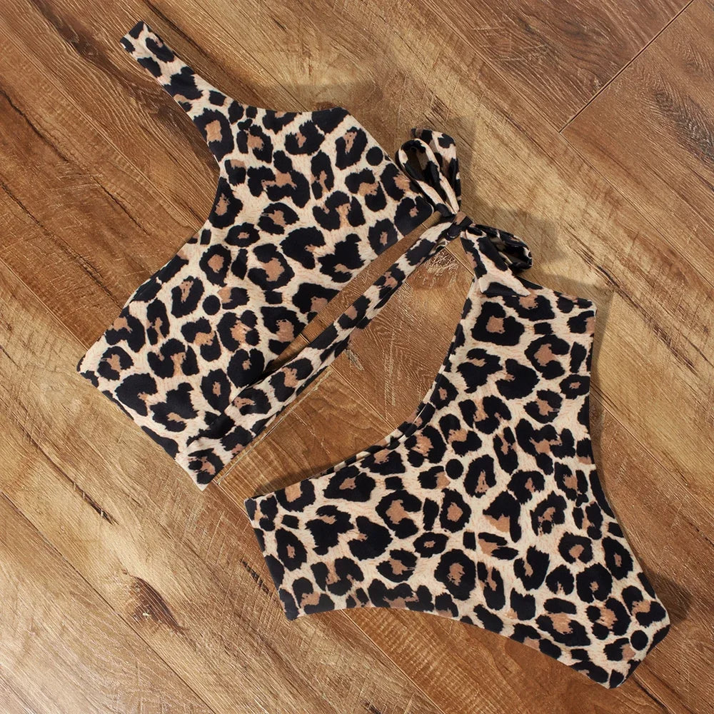 Bikini One-Shoulder High Waist Luipaardprint Design – Zephira