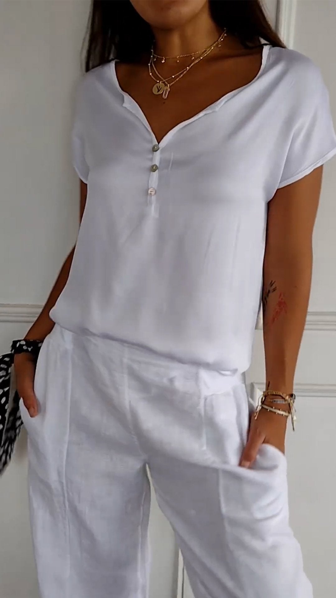 Elegante V-hals damesblouse met stijl – Elise