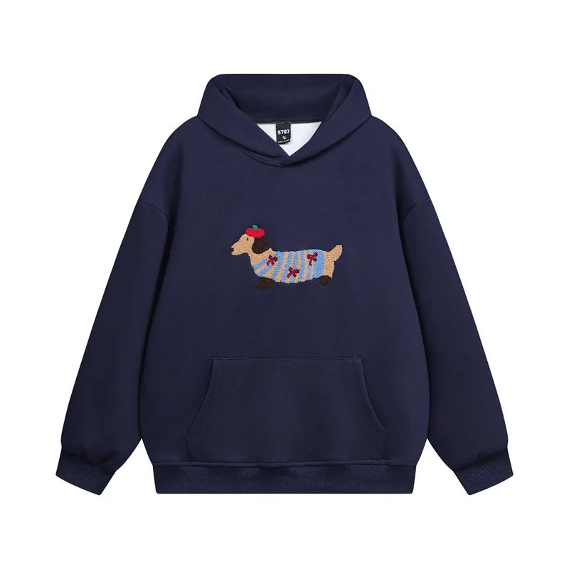 Geborduurde hoodie met teckelmotief en fleecevoering – Luna