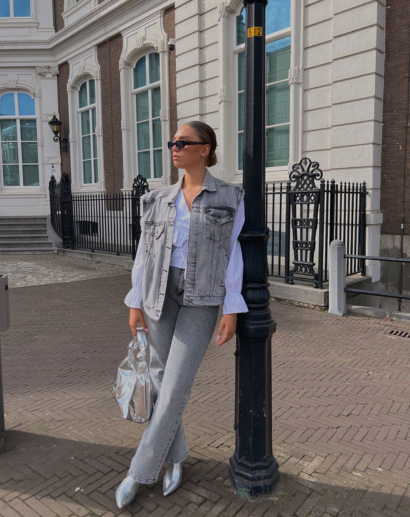 Bootcut Jeans Met Subtiele Studs Elegant – Lara