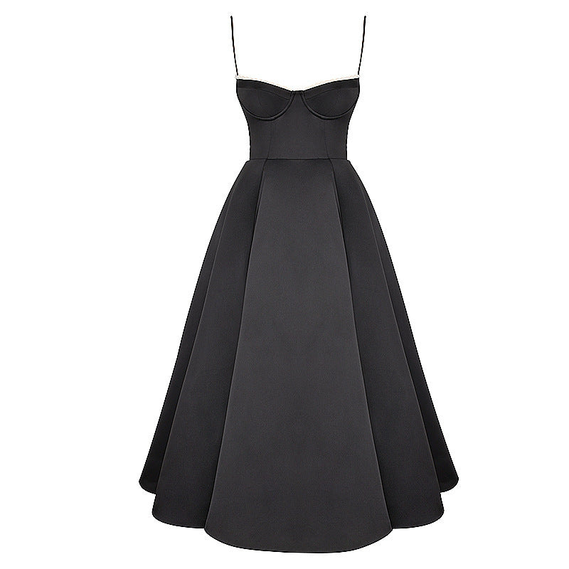 Satijnen midi jurk met tule en sweetheart hals – Isla